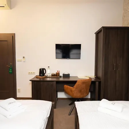 Na Bašte Pensión Levice