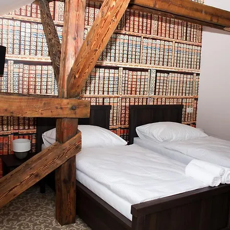 Na Baste Guest house Levice
