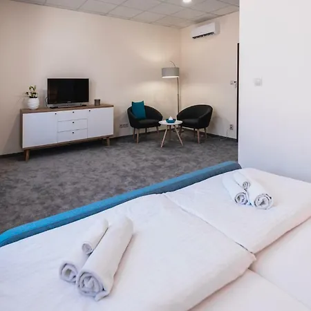 Na Baste Guest house Levice